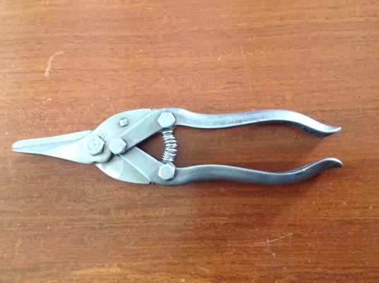 กรรไกรตัดโลหะโบราณ แบบตัดตรง Pentco #T85 กรรไกรตัดโลหะโบราณ แบบตัดตรง Pentco #T85