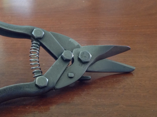 กรรไกรตัดโลหะโบราณ แบบตัดตรง Pentco #T85 กรรไกรตัดโลหะโบราณ แบบตัดตรง Pentco #T85