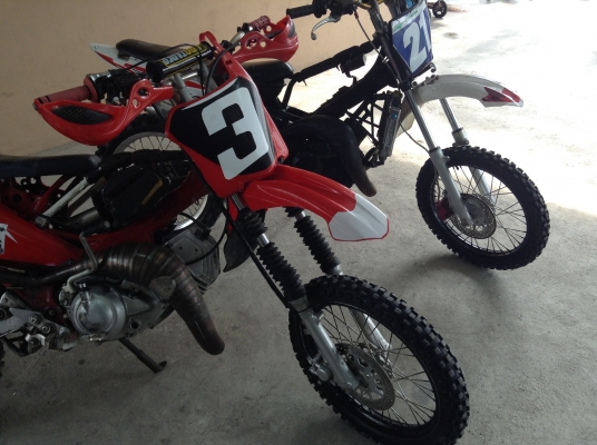 ขาย!!! วิบาก แด๊ชกับเจอาคับ 2คัน26000คับ รถเครื่องดีแรงทั้ง2คัน ท่อสูตรทั้ง2คัน มีเล่มทะเบียนทั้งคู่