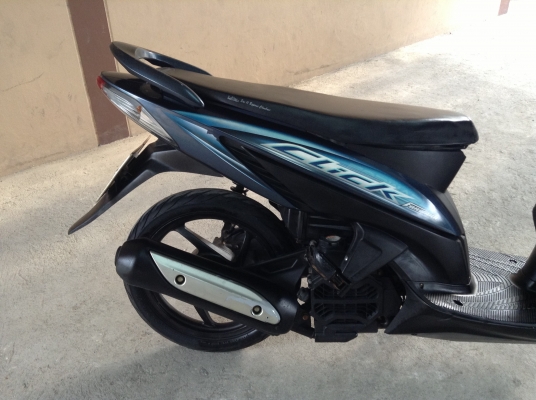 ขาย!!! ฮอนด้าคลิ๊ก รุ่นท็อปล้อแม็ก ปี50 รถเครื่องดีคับ ทะเบียนครบ