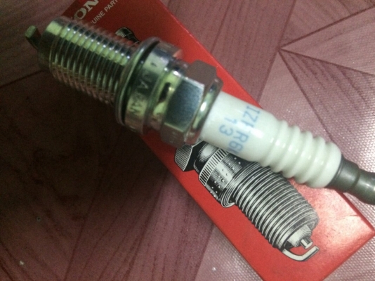 หัวเทียนอินลิเดียมhonda