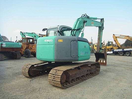 ขายรถแบคโฮเก่าญี่ปุ่น Kobelco SK115SR-1E (YV02) มาถึงที่ร้านแล้วครับ