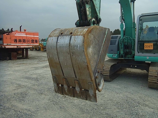 ขายรถแบคโฮเก่าญี่ปุ่น Kobelco SK115SR-1E (YV02) มาถึงที่ร้านแล้วครับ