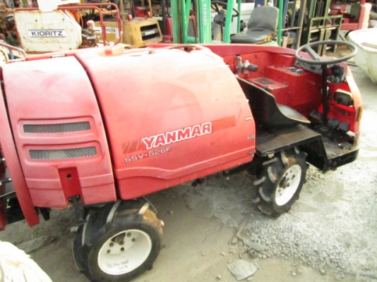 ขายถูกรถพ่นยาแบบนั่งขับ รหัส14001729YANMARรุ่นSSV-526ขับ4WDและ2WDขนาด500ลิตร