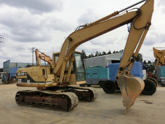 ขายด่วน CATERPILLAR 312 นำเข้าเองจากญี่ปุ่นสภาพสวยมาก เครื่องปั้มดี  ราคาคุยกันได้จ้า