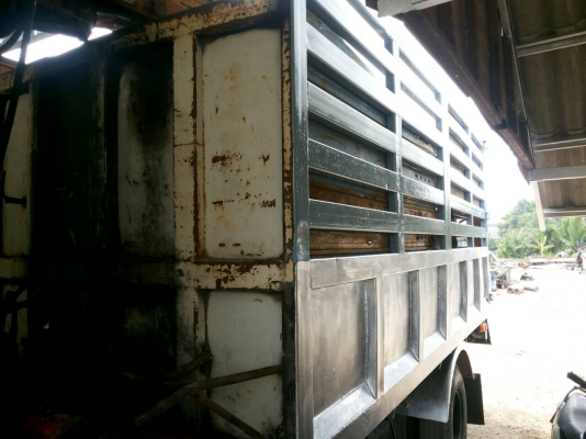 ขายรถ6ล้อติดเฮียบคีบเหล็กพร้อมใช้งาน