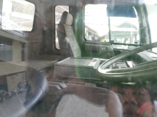 ขายรถ6ล้อติดเฮียบคีบเหล็กพร้อมใช้งาน