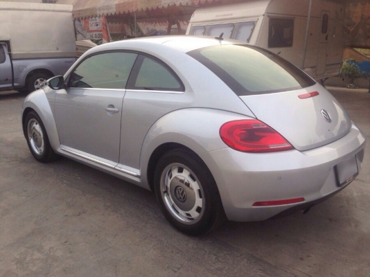 ขายด่วน ราคา สุดช็อค. New Beetle ปี2013 เกียร์ Auto