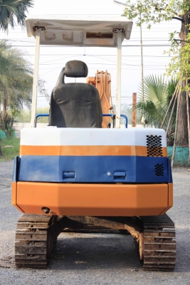 ขายรถขุดแม็คโคร KOMATSU PC20-6 นำเข้าจากญี่ปุ่น ติดต่อ 086-775-7900, 086-324-1992