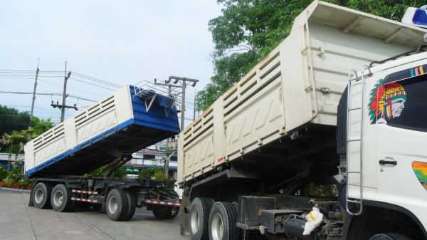 HINO Siries500 รถมือหนึ่งออกห้าง   คุณณรงศักดิ์ บ้านบางเลน นครปฐม มัดจำเรียบร้อยแล้วค่ะ