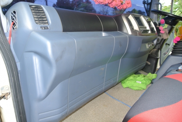 HINO Siries500 รถมือหนึ่งออกห้าง   คุณณรงศักดิ์ บ้านบางเลน นครปฐม มัดจำเรียบร้อยแล้วค่ะ