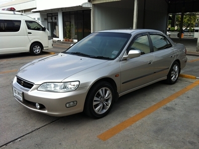ขาย Honda Accord รุ่นงูเห่า ปี 2000