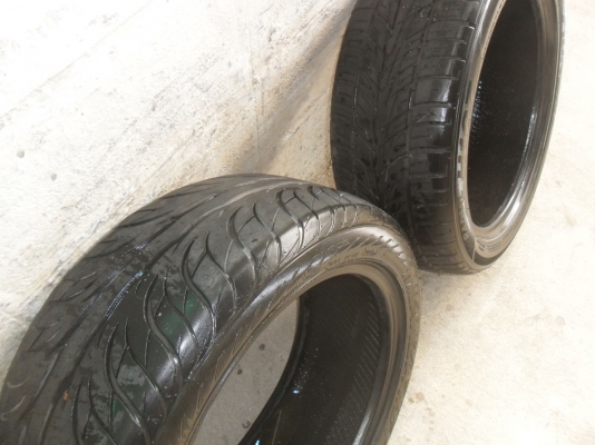 ยาง 215/50R17 ปี11 สวยๆ 1 คู่ ราคา 1500 บาท