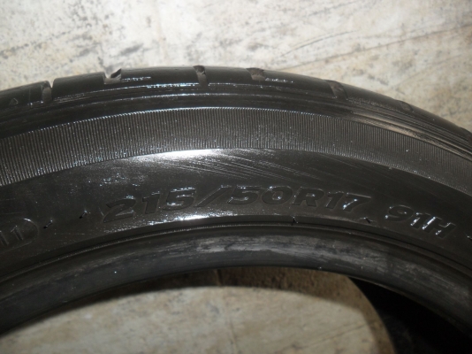 ยาง 215/50R17 ปี11 สวยๆ 1 คู่ ราคา 1500 บาท