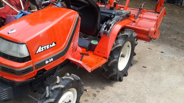 รถพรวนดิน