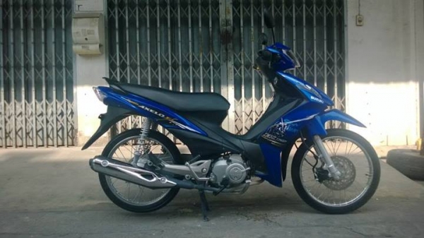 Axelo 2013 สีนํ้าเงิน วิ่งน้อย 3000 กิโล ขายถูกๆ ต่อรองได้จ้า