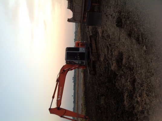 ขายรถแมกโคอิตาชิ135SR-5เอกสารอินวอย์ ไฟฟ้าครบแอรเย็น