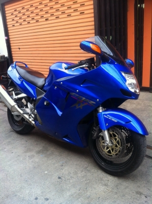 ขายถูก cbr 1100xx หัวฉีด ปี 2000 ////119000