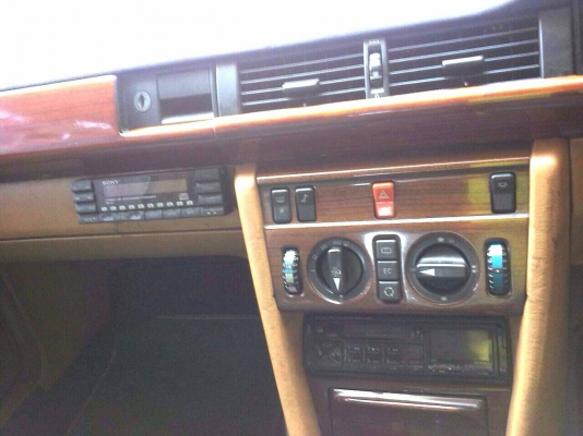 ขายBENZ 300E W124 สีเขียว กพ.2531 ขายBENZ 300E W124 สีเขียว กพ.2531