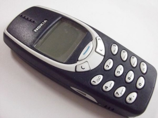NOKIA 3310 สวยๆ ครับ