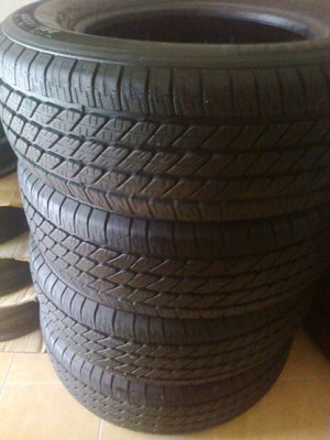 ยางป่าวมิชลิน26565R17ปี2512ดอกสวยหน้านิ่มๆวิ่งแล้ว18000โล