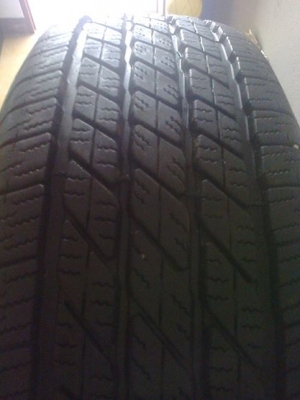 ยางป่าวมิชลิน26565R17ปี2512ดอกสวยหน้านิ่มๆวิ่งแล้ว18000โล ยางป่าวมิชลิน26565R17ปี2512ดอกสวยหน้านิ่มๆวิ่งแล้ว18000โล