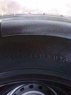 ยางป่าวมิชลิน26565R17ปี2512ดอกสวยหน้านิ่มๆวิ่งแล้ว18000โล ยางป่าวมิชลิน26565R17ปี2512ดอกสวยหน้านิ่มๆวิ่งแล้ว18000โล