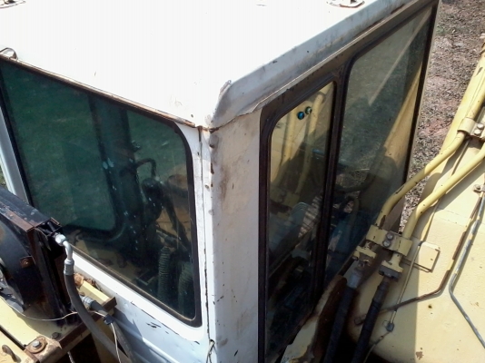 โคมัสสุ PC 200 รุ่น 5 ระบบไฟฟ้า พร้อมใช้งาน โคมัสสุ PC 200 รุ่น 5 ระบบไฟฟ้า พร้อมใช้งาน