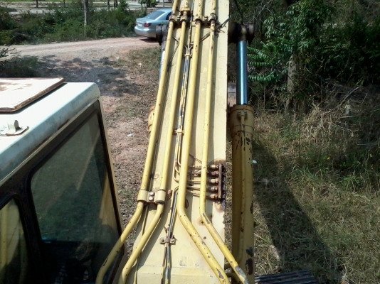 โคมัสสุ PC 200 รุ่น 5 ระบบไฟฟ้า พร้อมใช้งาน โคมัสสุ PC 200 รุ่น 5 ระบบไฟฟ้า พร้อมใช้งาน