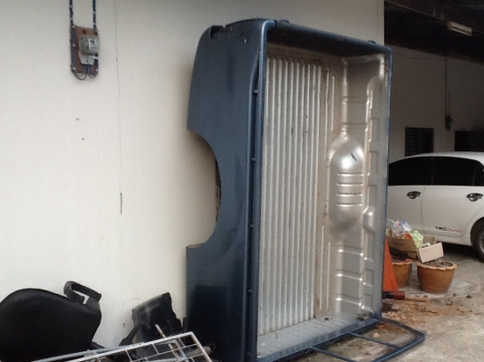 ขายลูกกระบะอีซูซุ. ออนิวส์.    กระบะถอดแท้.   ใหม่.   บาง.   ไม่มีโป้วสี