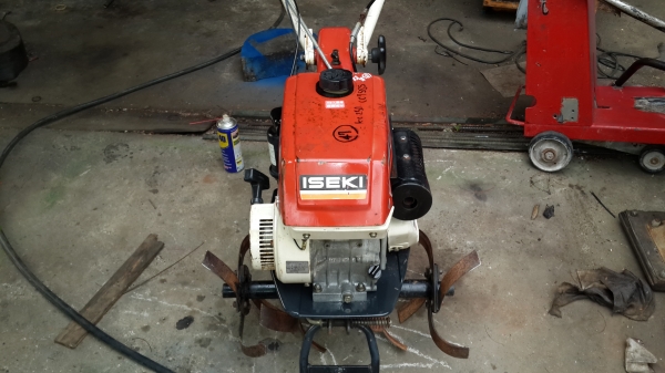 รถพรวนดิน