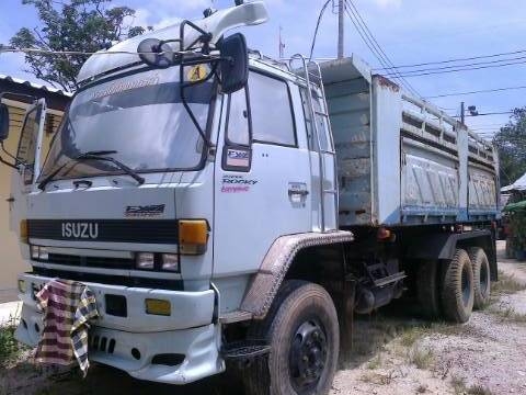 ISUZU FXZ23 240แรงนางฟ้าแท้ๆรถดี ดั้มสวยใช้ได้ เครื่องสวยคัสซีสวย พร้อมใช้.....
