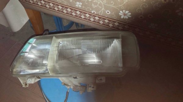 ไฟหน้าอีซุซุเดสก้าแท้กับไฟเลี้ยวฮีโน่ดูโทข้างซ้าบ ไฟหน้าอีซุซุเดสก้าแท้กับไฟเลี้ยวฮีโน่ดูโทข้างซ้าบ