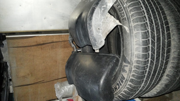 บันไดตัวบนกับตัวล่างนิลสันยูดีบึ๊กคัมกับมุมกันชนหน้า