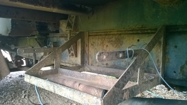 ขายรถยก 6 ล้อหัวยาวยังใช้งานได้ดี เครื่องเดิม DA120 120 HP คัสซีสวย ทะเบียนเป็นแบบการ์ด ชุดโอนหมดอายุแล้วครับ แต่ก็ยังดีกว่าไม่มีเล่มนะครับพี่น้อง