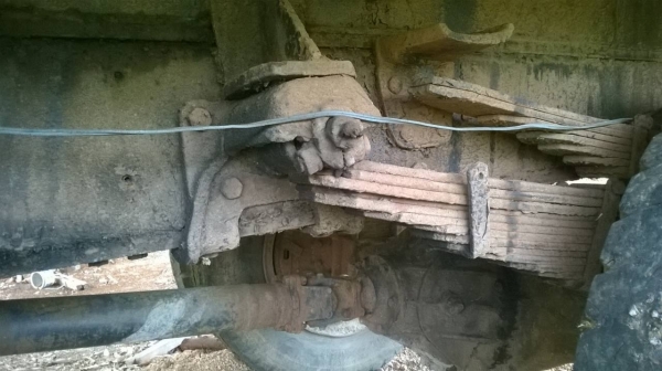 ขายรถยก 6 ล้อหัวยาวยังใช้งานได้ดี เครื่องเดิม DA120 120 HP คัสซีสวย ทะเบียนเป็นแบบการ์ด ชุดโอนหมดอายุแล้วครับ แต่ก็ยังดีกว่าไม่มีเล่มนะครับพี่น้อง