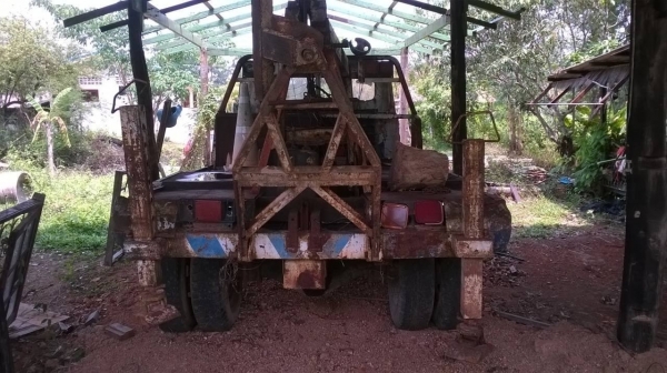 ขายรถยก 6 ล้อหัวยาวยังใช้งานได้ดี เครื่องเดิม DA120 120 HP คัสซีสวย ทะเบียนเป็นแบบการ์ด ชุดโอนหมดอายุแล้วครับ แต่ก็ยังดีกว่าไม่มีเล่มนะครับพี่น้อง