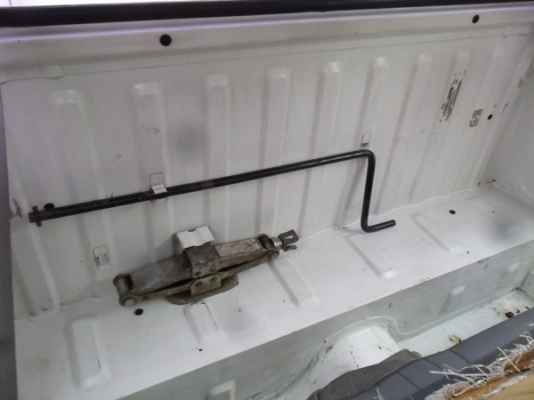 เจ้ามาสด้าตัวน้อย Familia super cap ปี35 สีเดิมทั้งคัน