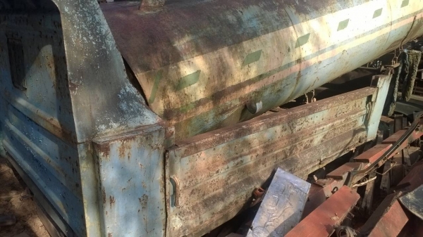 กระบะดั้มสามมิตรยาว3เมตร ยกลงจากNKR88แรง สภาพยังดี เหล็กหนา สีลอกๆสีไม่สวย