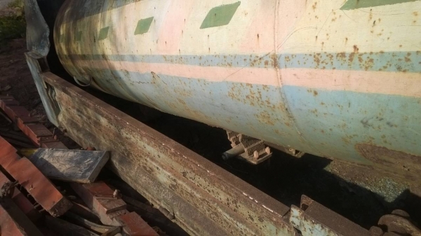 กระบะดั้มสามมิตรยาว3เมตร ยกลงจากNKR88แรง สภาพยังดี เหล็กหนา สีลอกๆสีไม่สวย