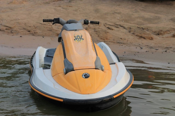 ถูกกว่านี้ไม่มีแล้ว ขาย seadoo 3d 2005 ราคา 79,000 บาท