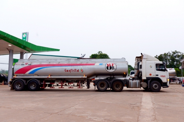 ขาย รถบรรทุกน้ำมัน Volvo 380 FM12 + tank T-belco 34,000