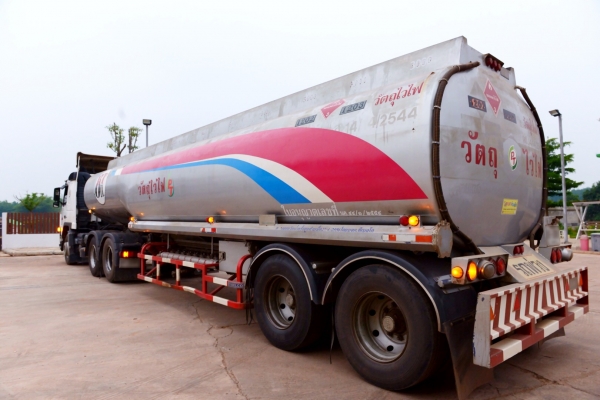 ขาย รถบรรทุกน้ำมัน Volvo 380 FM12 + tank T-belco 34,000