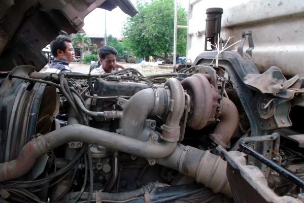 ขายด่วนสิบล้อDAGAดรั้มเครือง320แรงปี49ขายดาวน์495000