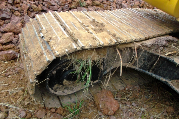 ขายด่วนรถแบคโฮCAT320Dกะบอกดําปี56ทํางาน2000ชั่วโมง