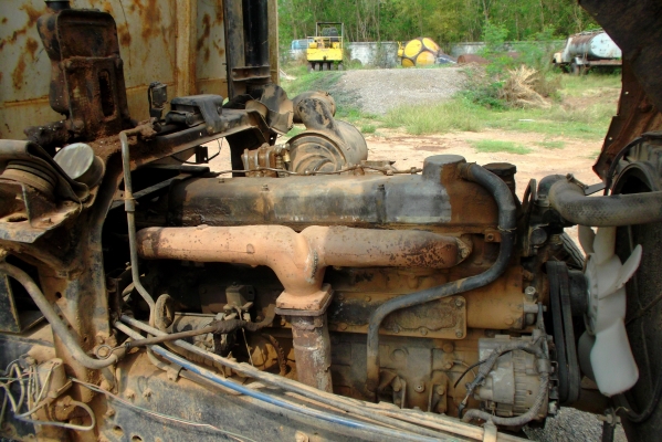 ขายด่วนรถสิบล้อหลงTDชีL0216ดรั้มKACเครือง195แรงม้า