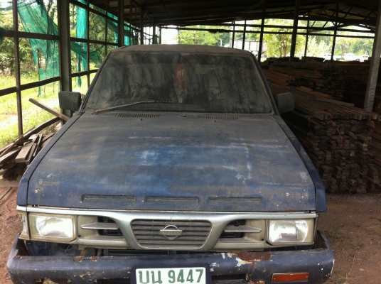 ขายนิสสัน Big M เครื่องฝ่าแดง ไม่มีเล่มเหมาะกับใช่ในสวน เครื่องติดวิ่งได้คัสซีไม่ผุ