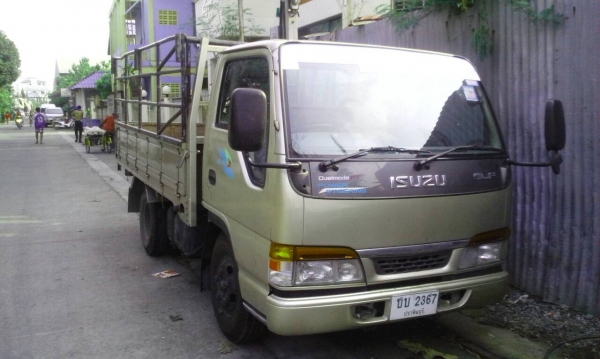 ขาย ด่วน!  ISUZU NKR81E  6 ล้อ ไม่ติดเวลา ราคา 480000 บาท