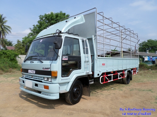 ขาย 6ล้อ อีซูซุ ร็อกกี้ 160 แรง ยาว 6 ม. ปี 2004 สภาพสวยเดิมเครื่องดี พร้อมใช้งาน ชมก่อนได้ครับ สนใจติดต่อ 081-9425443