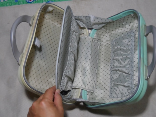 กระเป๋าเดินทาง ขนาดเล็ก จิ๋ว แต่ข้างในจุของได้เยอะมาก